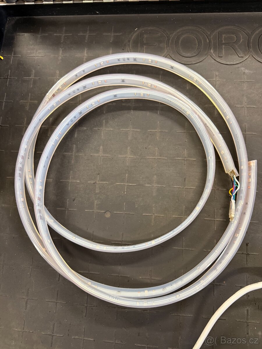 Philips Hue LightStrip Plus v4 - 2