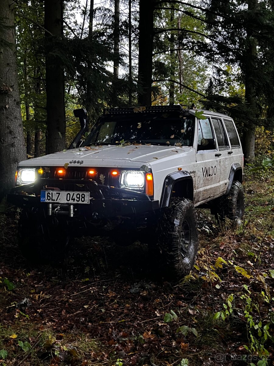 Jeep cherokee xj - 2
