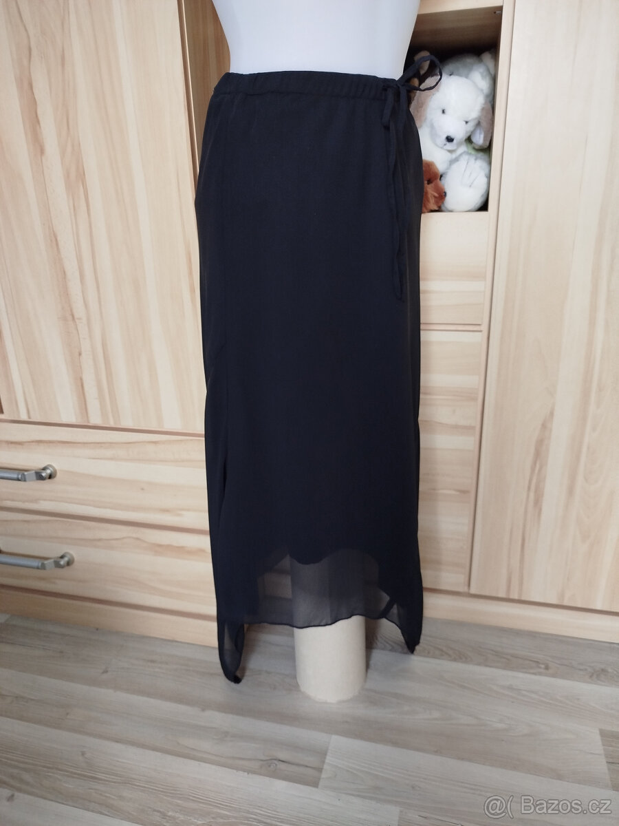 černá sukně, zn.HM - 2