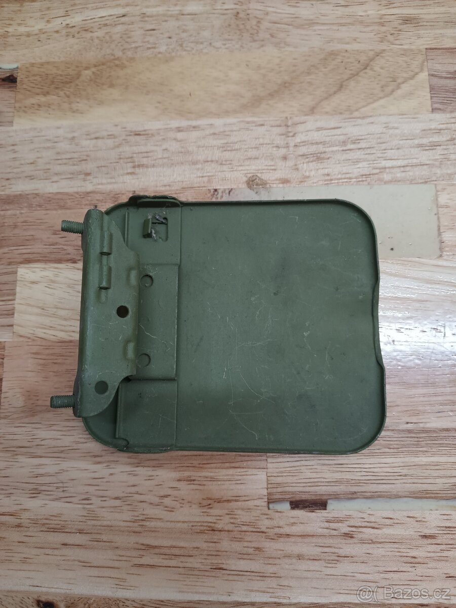 Víčko nádrže Škoda 100 - 2