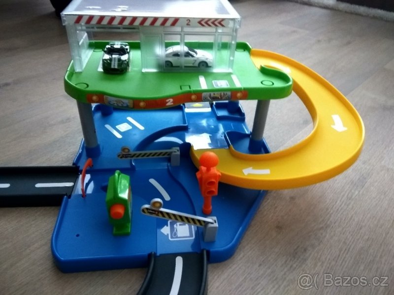 Čerpací stanice s autíčky - 2