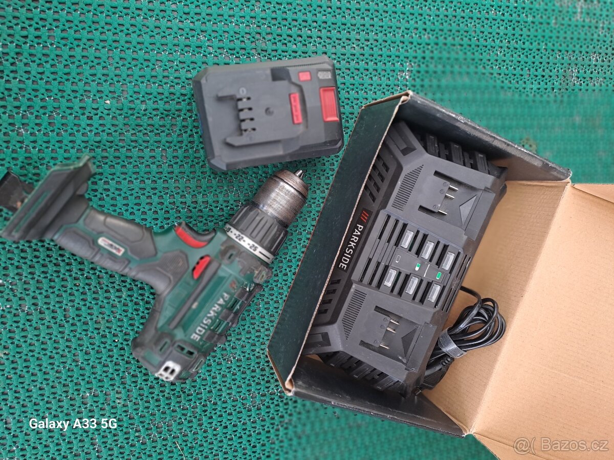 Aku baterie 20V/8Ah, vrtací šroubovák + rychlonabíječka - 2