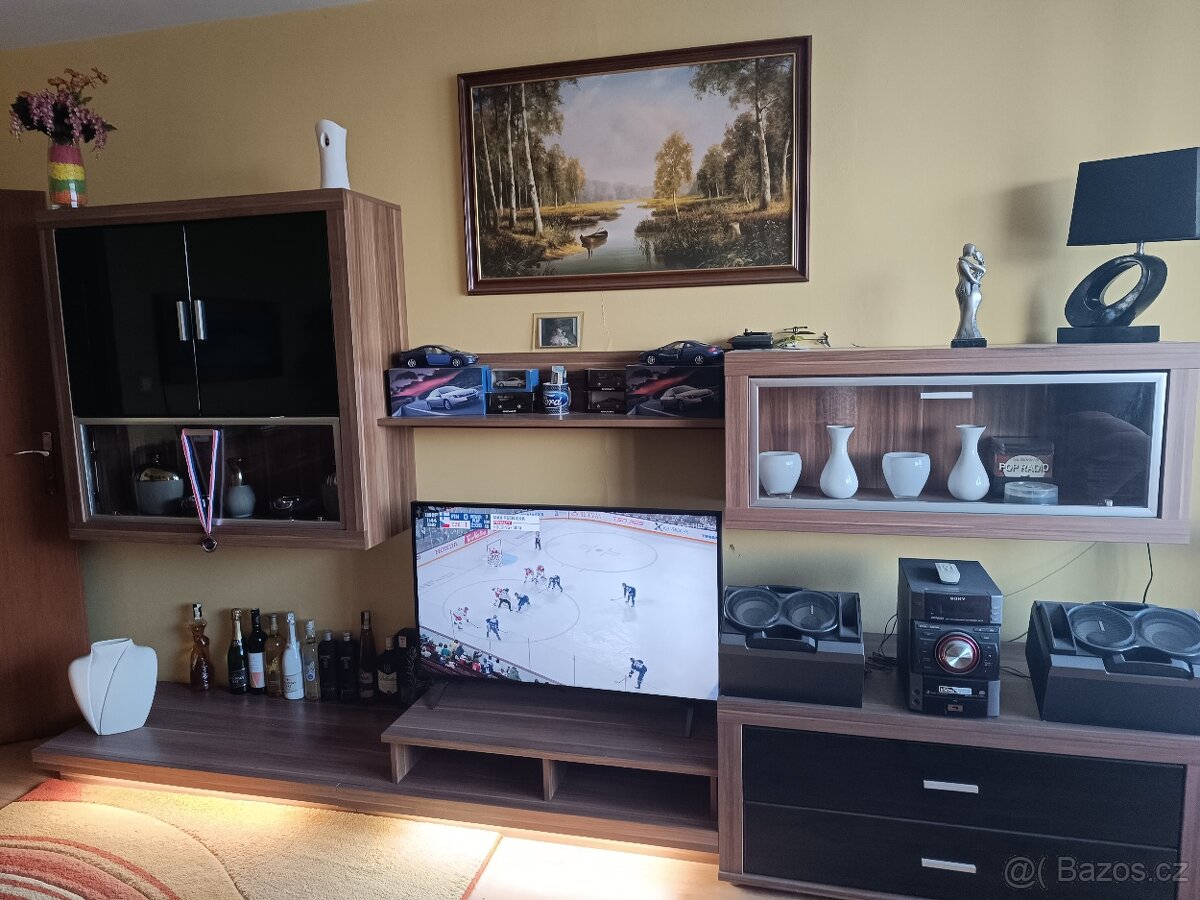 Obývací stěna - 2