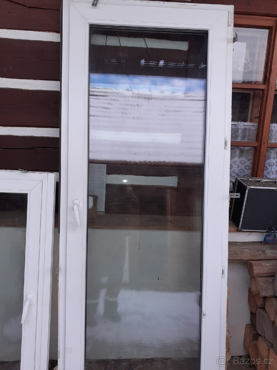 Plastová okna a dveře trojskla - 2