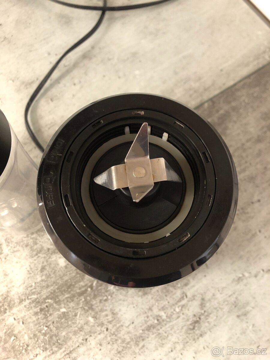 Smoothie mixér Fagor a nádobami - 2