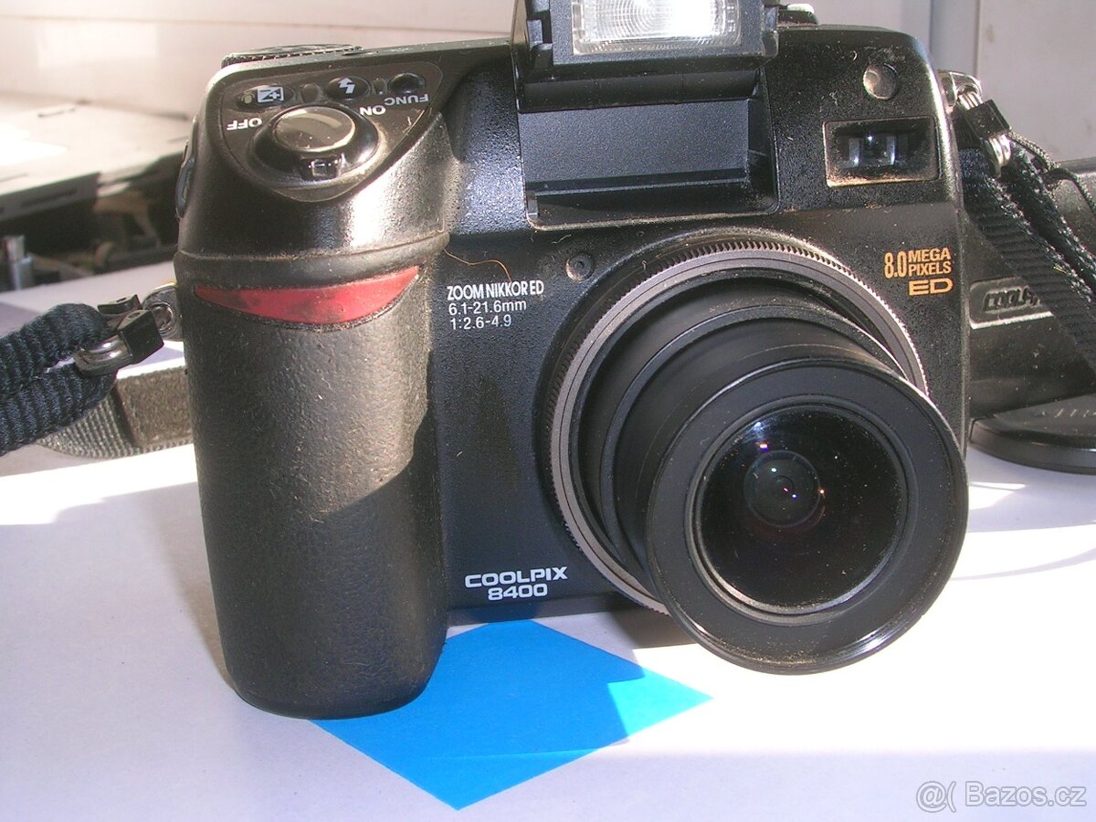 Nikon Coolpix 8400+Nikon 8800 VR - 2