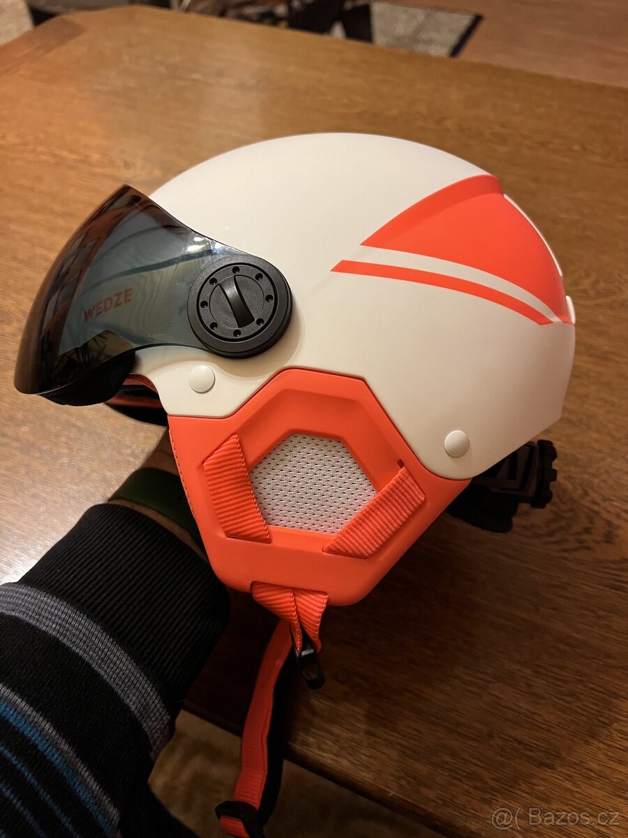 Lyžařská helma - 2