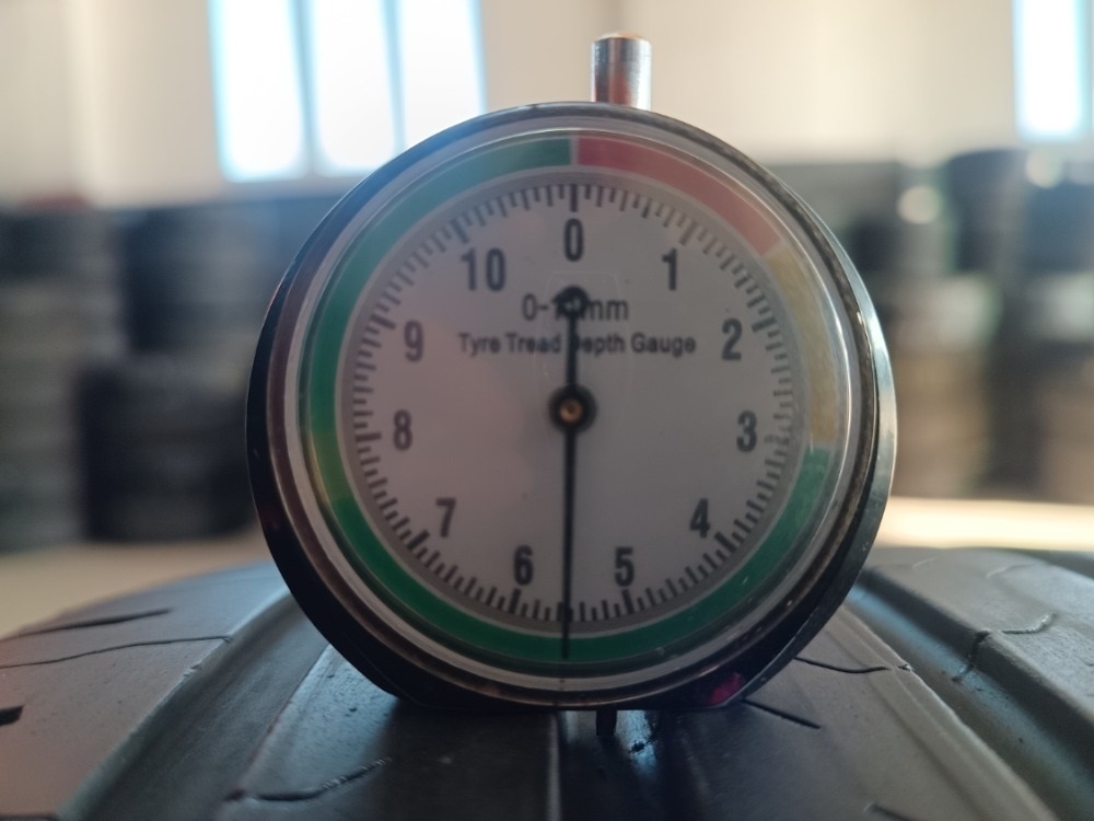 225/55 R17 CONTINENTAL (0220) - 2