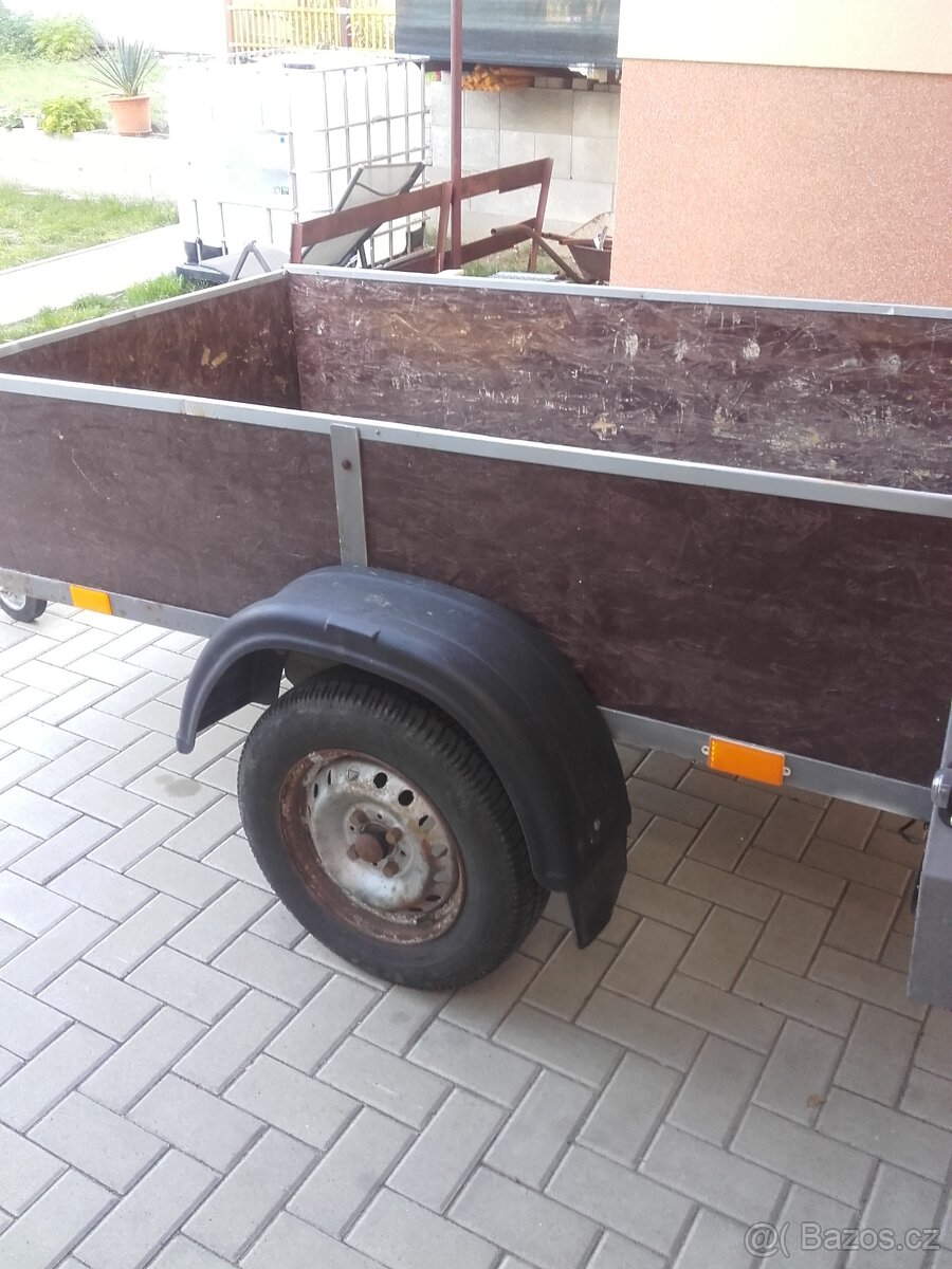 Přívěsky vozik - 2
