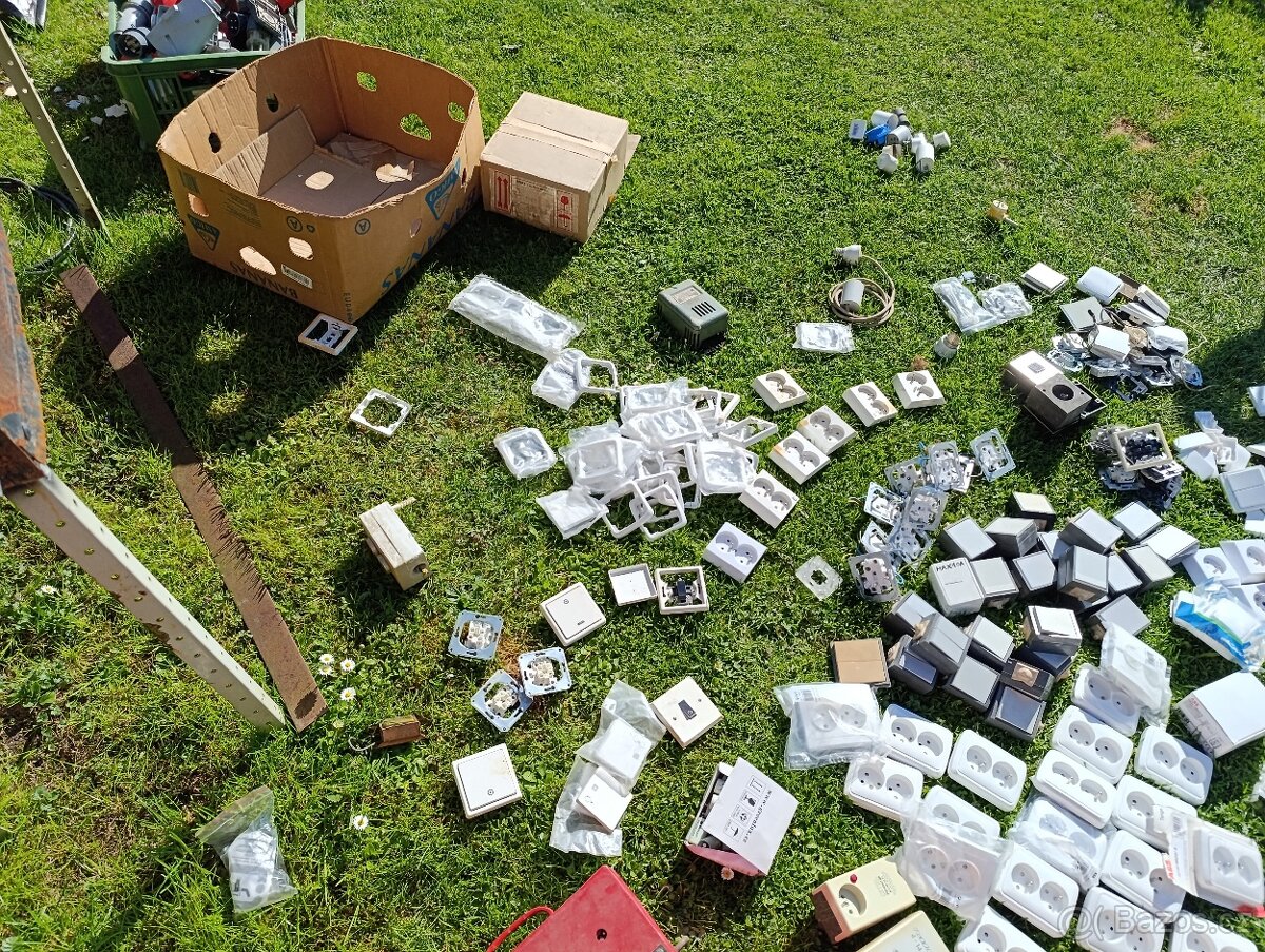 Elektromateriál - 2