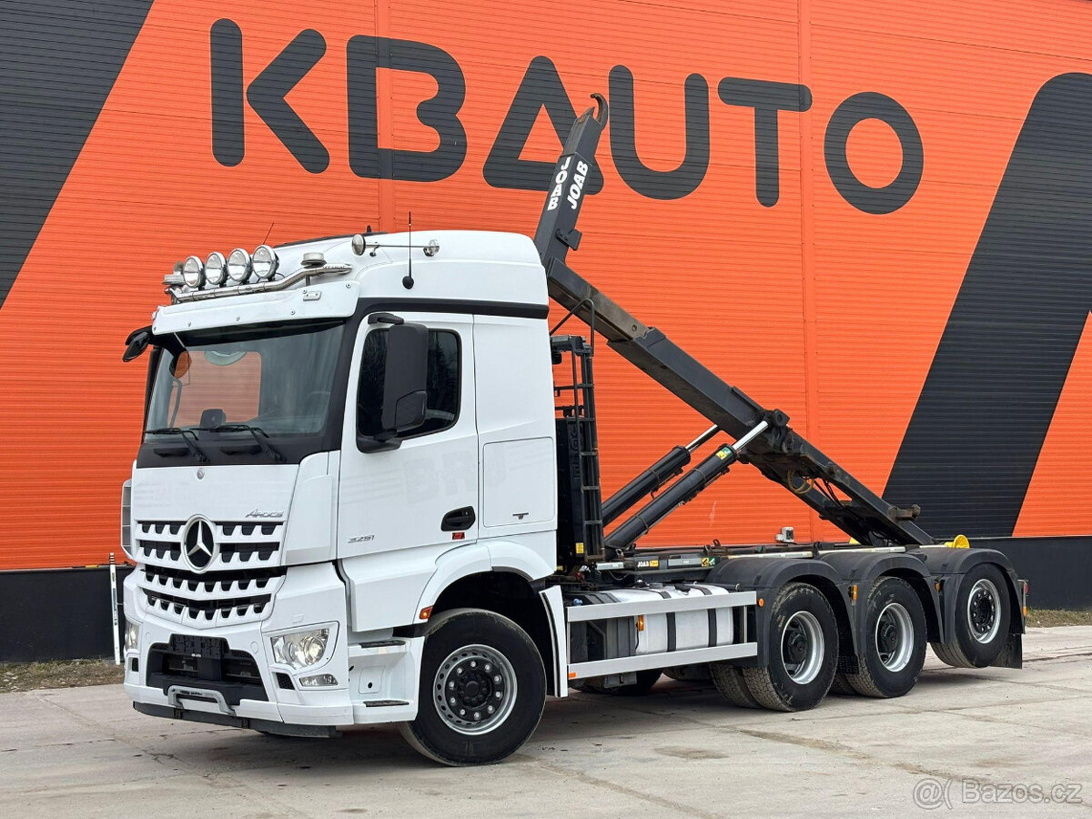 Mercedes arocs 3251 tridem abroll - 2