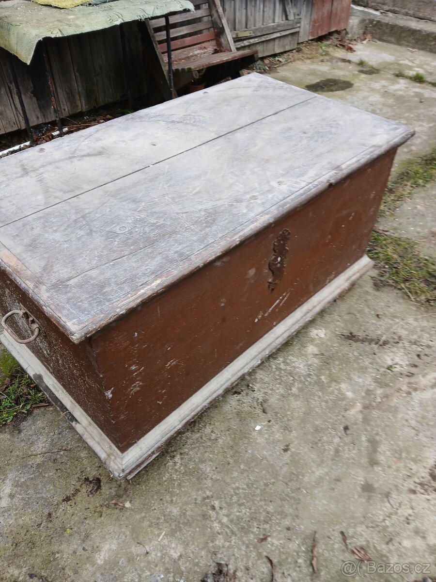 Historická truhla - 2