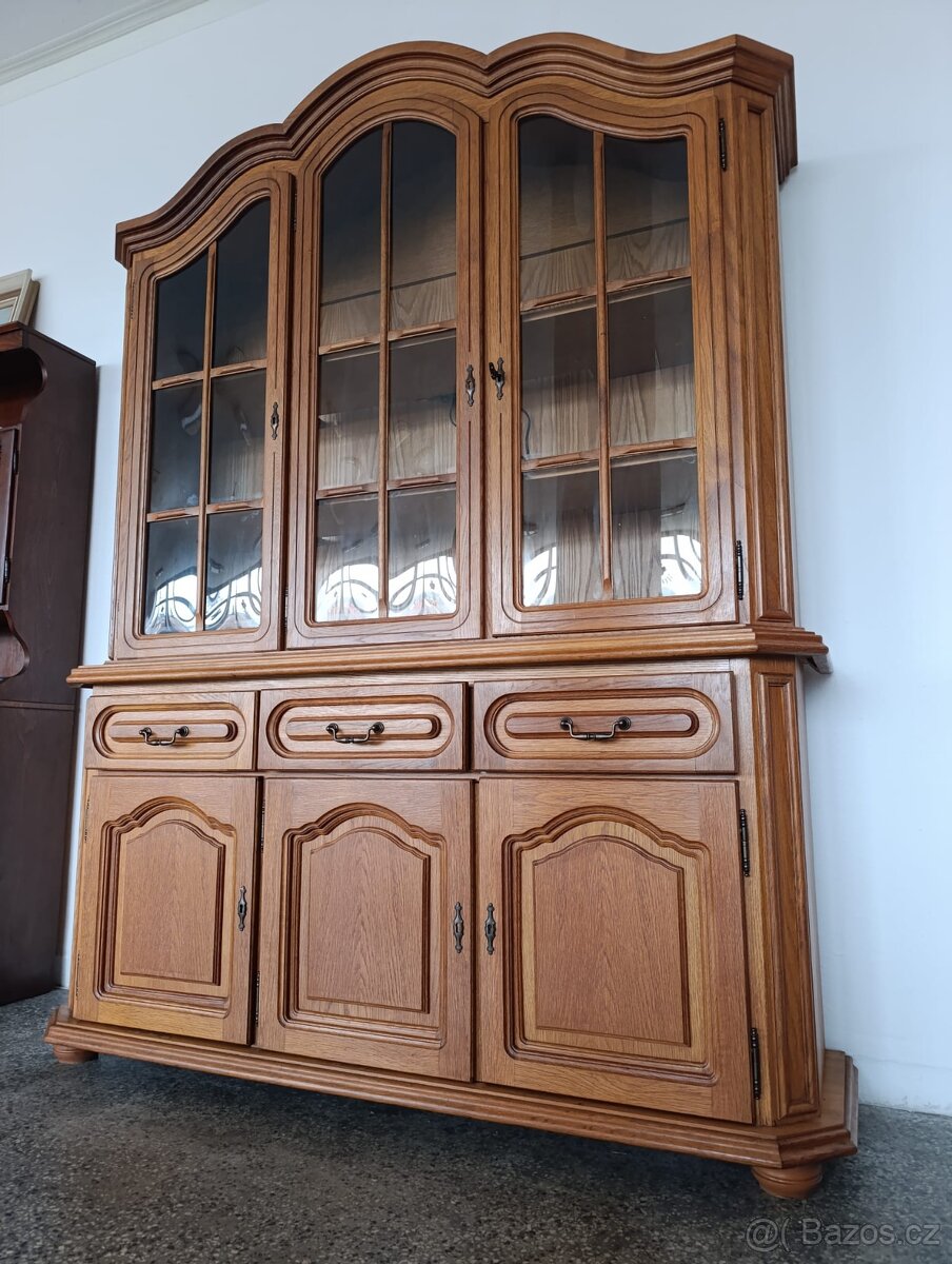 Rustikální kredenc, příborník s vitrínou, nábytek z masívu - 2