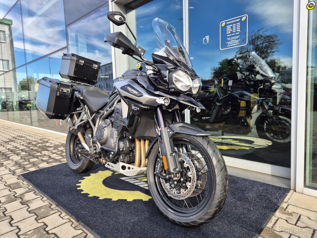 Triumph Tiger Explorer 1200 XCX - 2