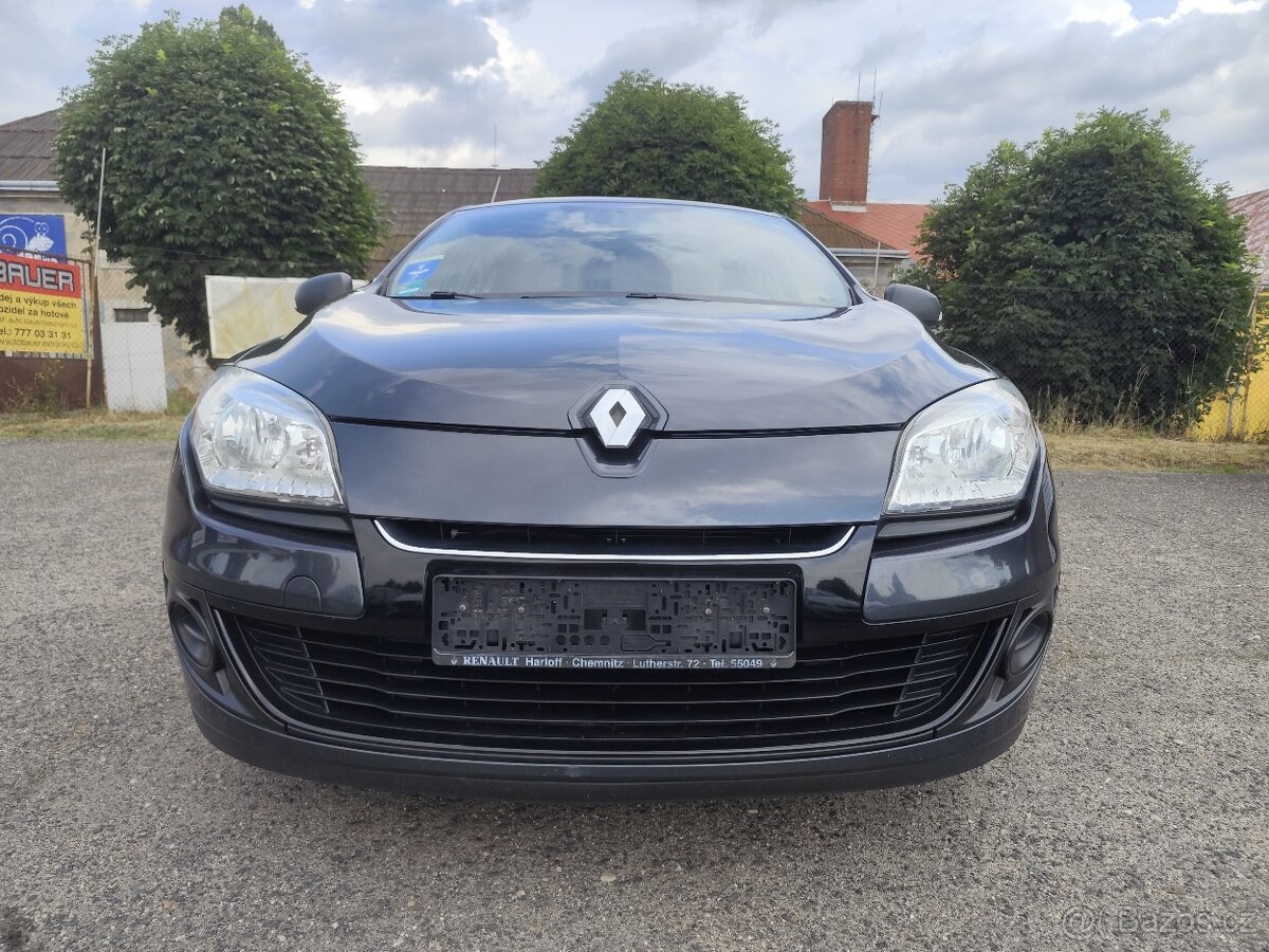 Renault Megane 1.6,16V,74kw.R.V.11/2012.STK Nová.Km 120 500 - 2