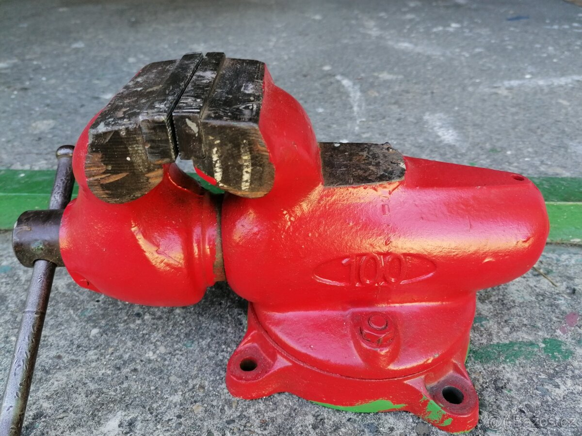 Stolní svěrák YORK - 2