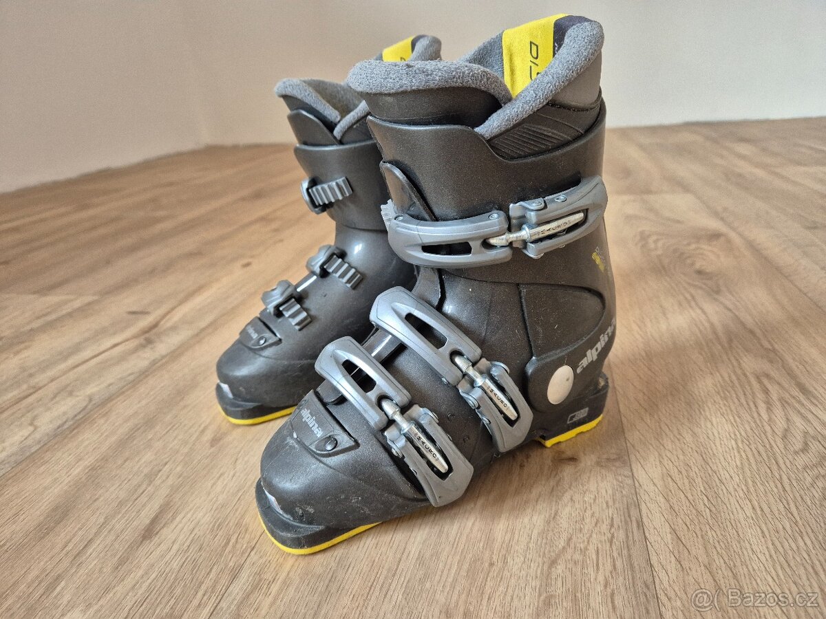 Lyžařské boty 33 - 2