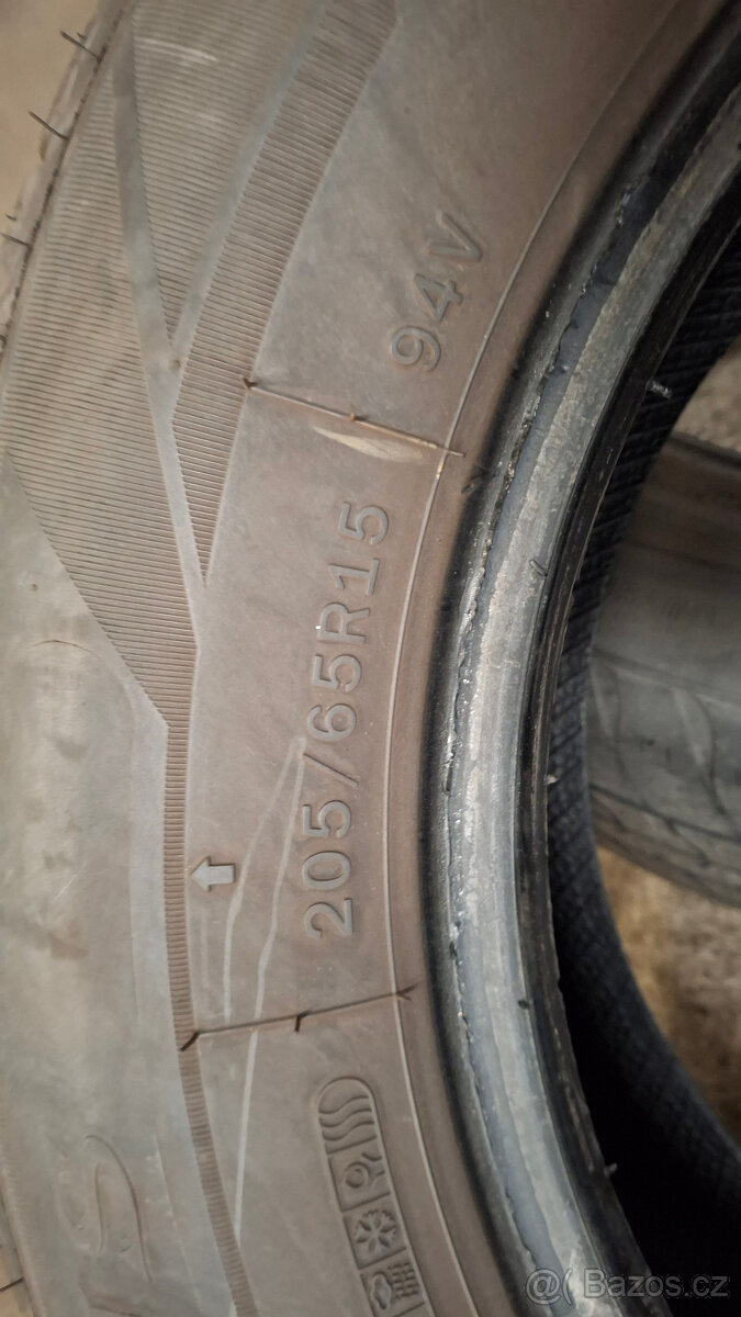 2ks zimních pneu 205/65 R15 - 2