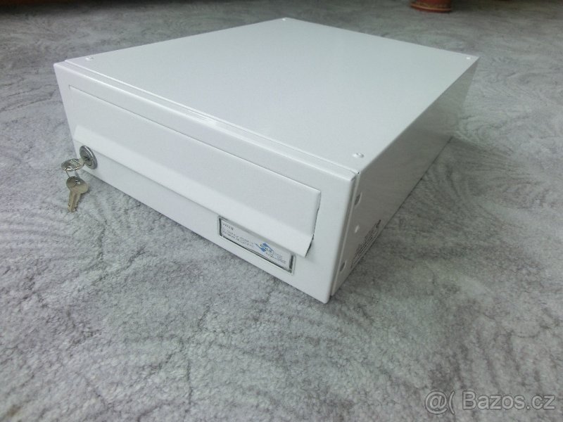 Prodáme nepoužitou poštovní schránku Dols B-01 - 2