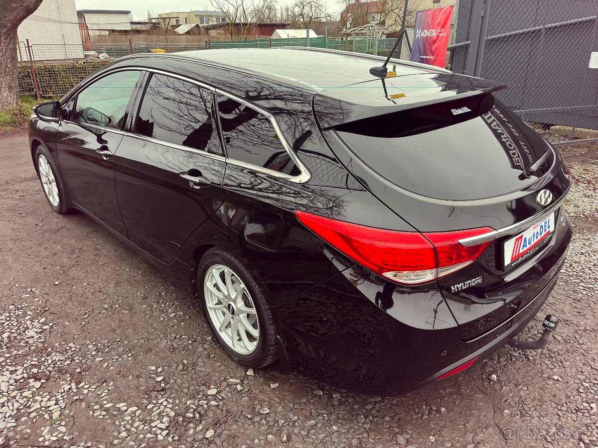 Hyundai i40 1,7 CRDi Xenon, Kamera, Tažné - 2