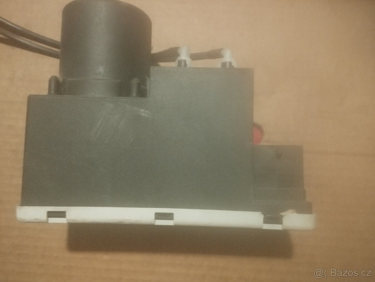 Vzduchový kompresor centralu - 2