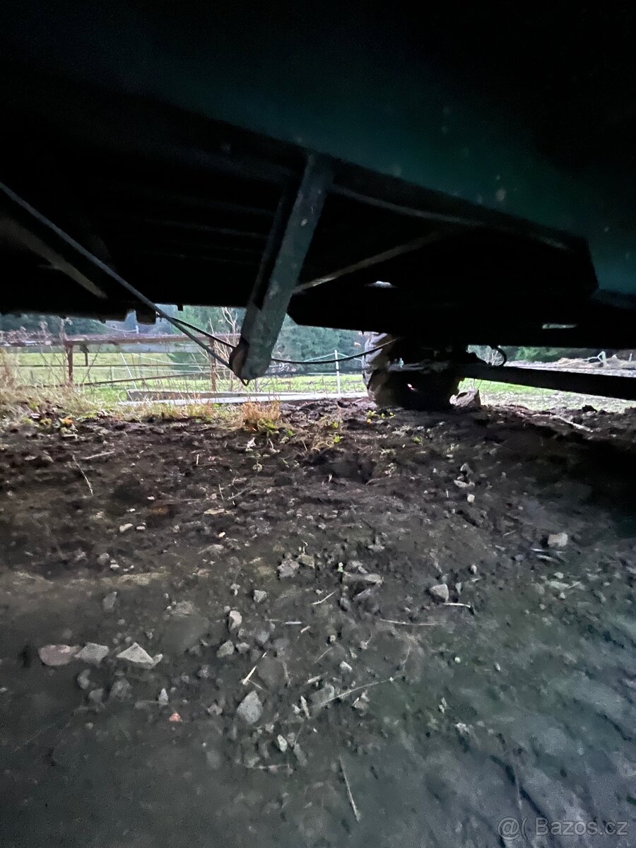 Podval na balíky jednonápravový mtvs - 2