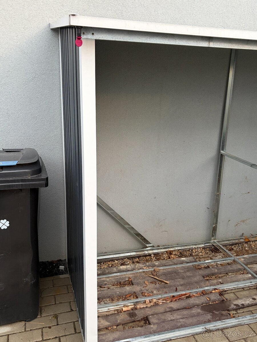 Plechový dřevník 302 x 119 x 190 - 2