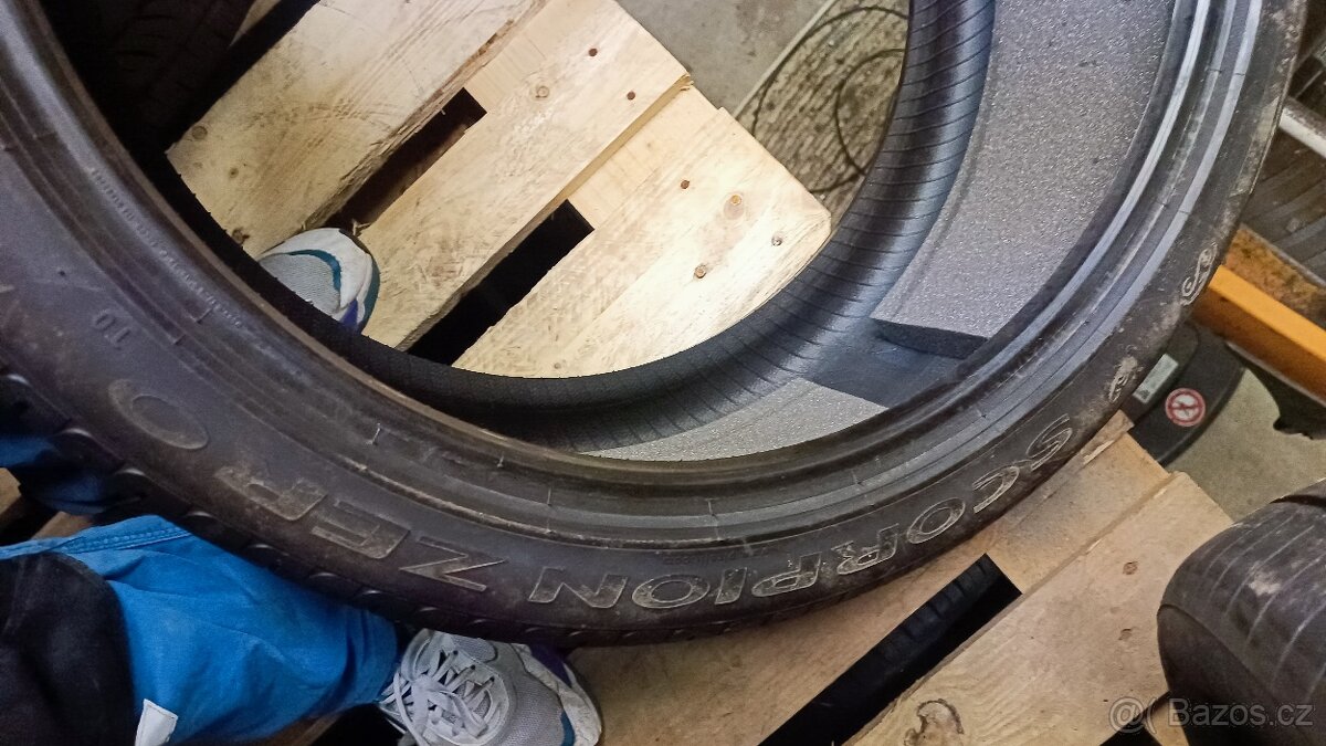 22" 285/35/22 Sada nových Pirelli asimetrico - 2