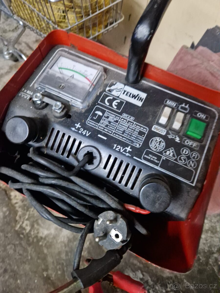 Startovací a dobíjecí vozík TELWIN 210 - 2