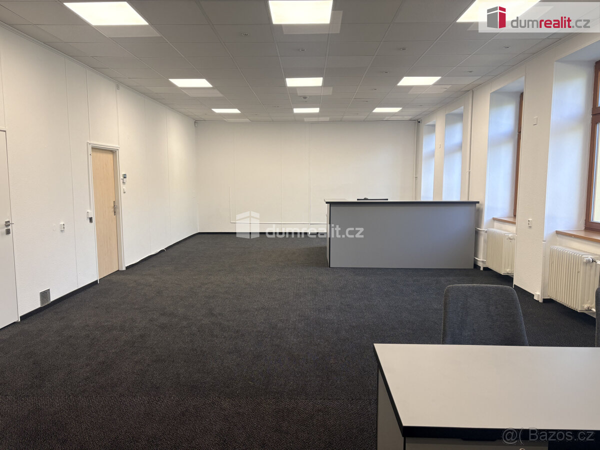 Kancelář, centrum města Břeclavi - 2
