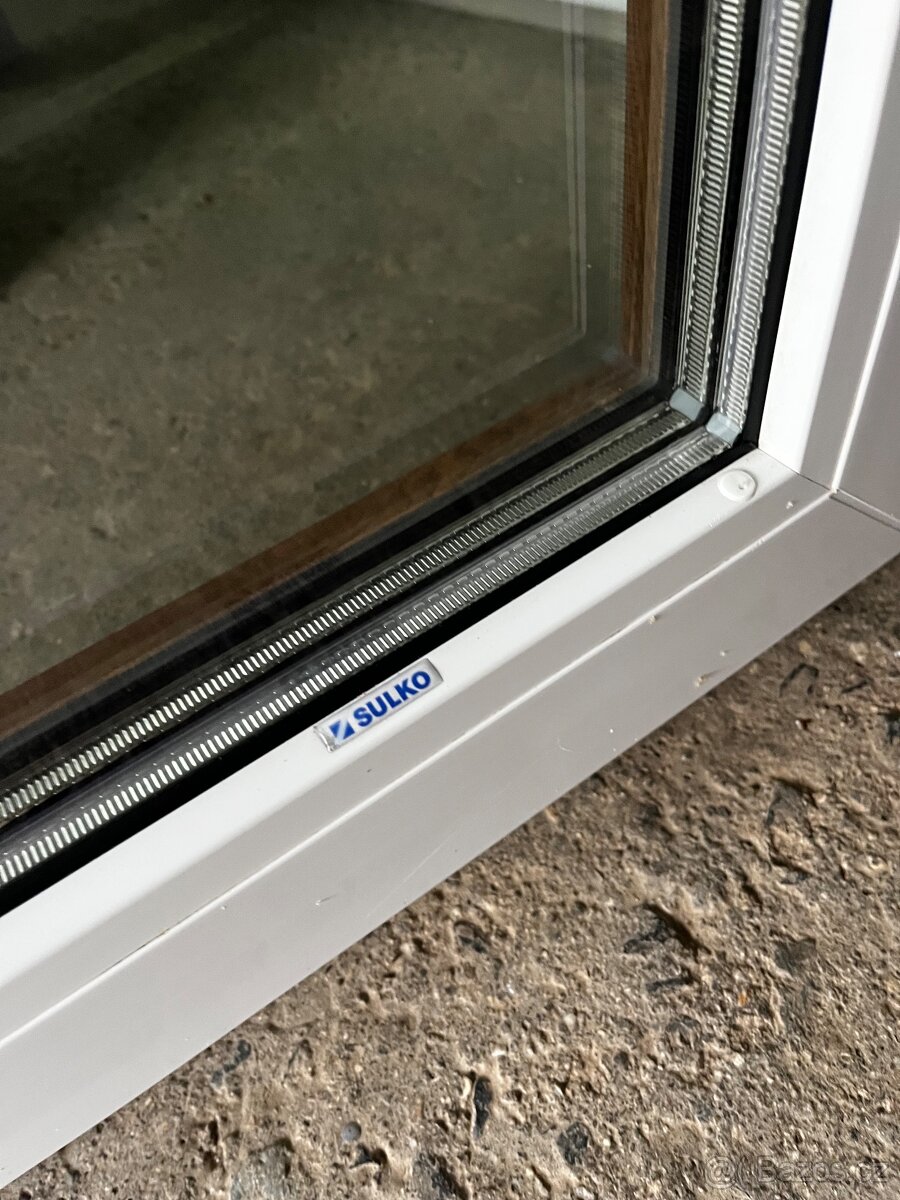 PLASTOVÉ DVEŘE BALKÓNOVÉ TROJSKLA-64x216-PLZEŇ - 2