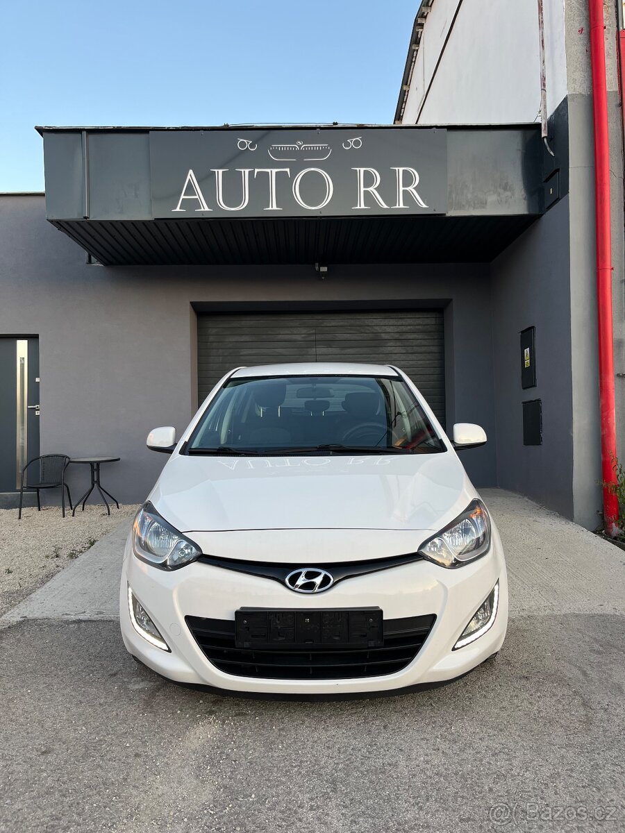 Hyundai i20 1.3 Benzin = Navi, r.v 2013, 96623km, Top Stav = - 2