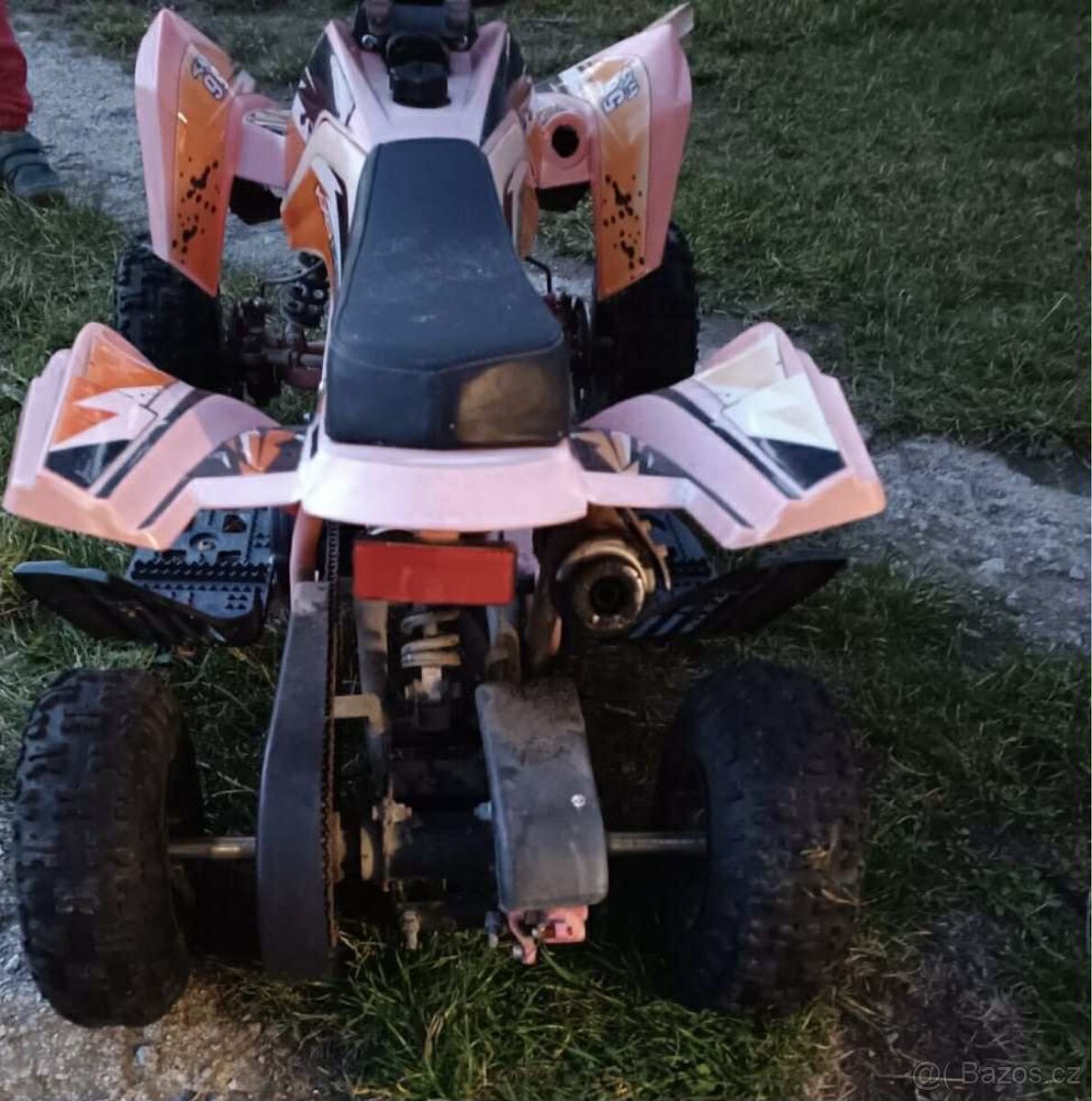Dětská benzínová čtyřkolka na náhradní díly - 2