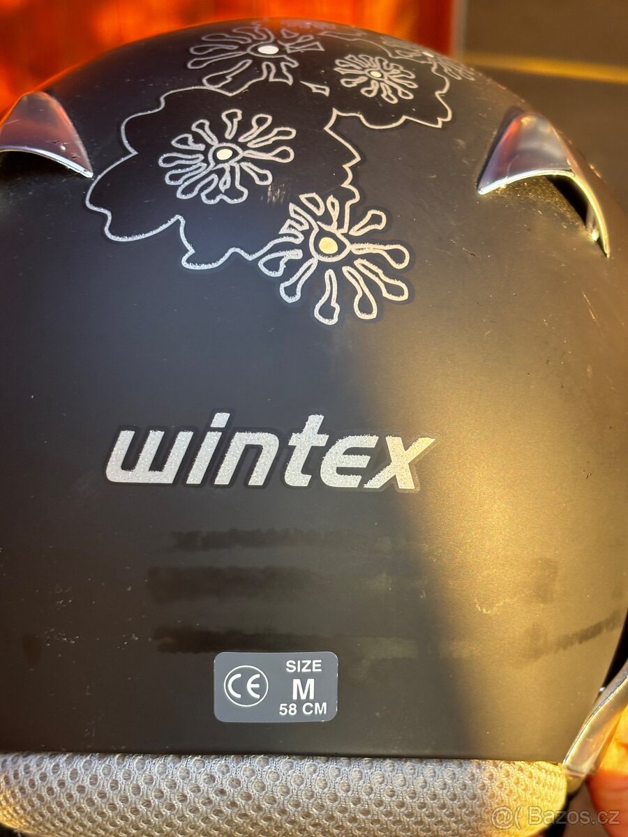 Lyžařská helma - 2