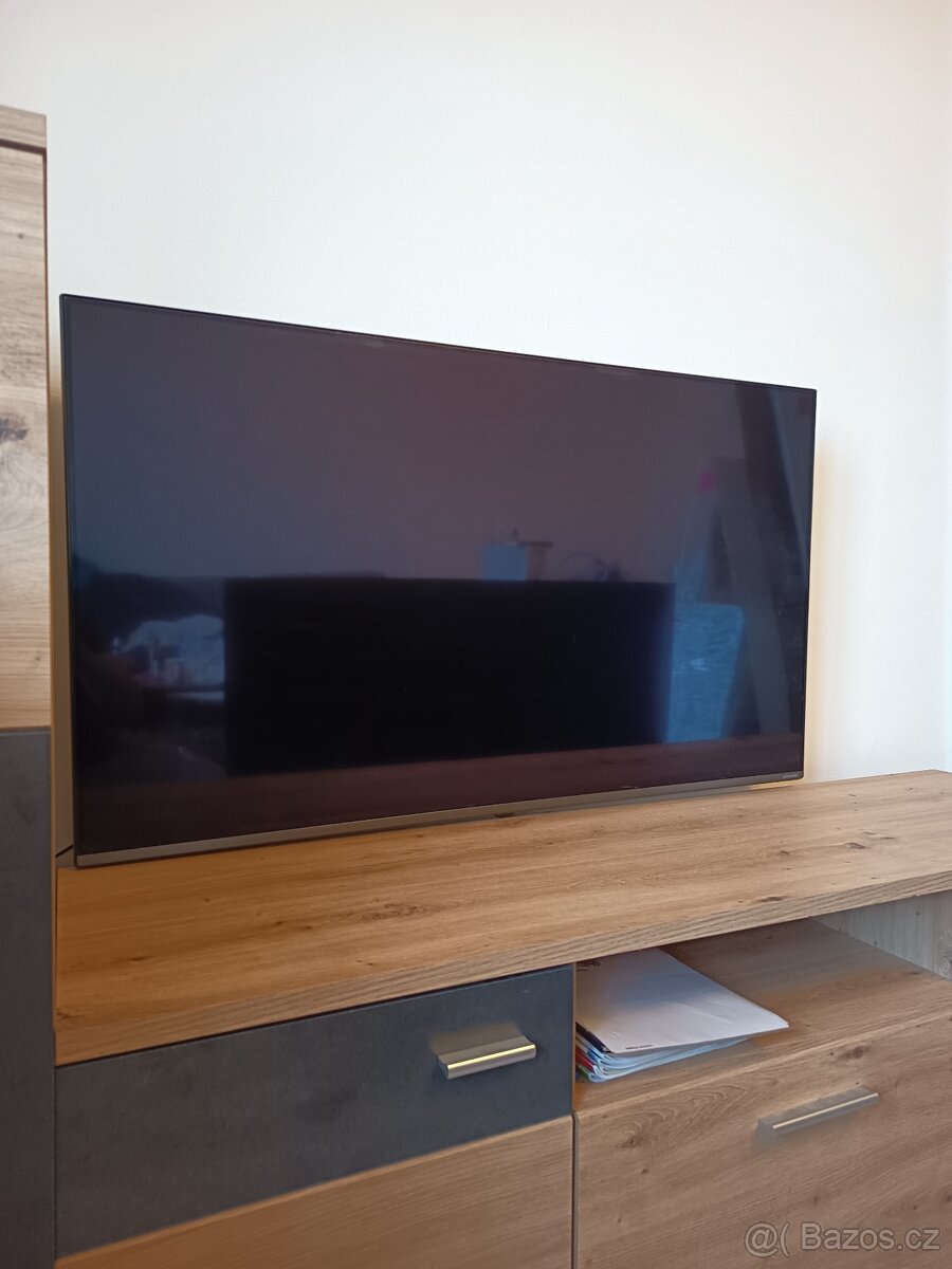 4K 49" Televize LG 49SM8200PLA - 2