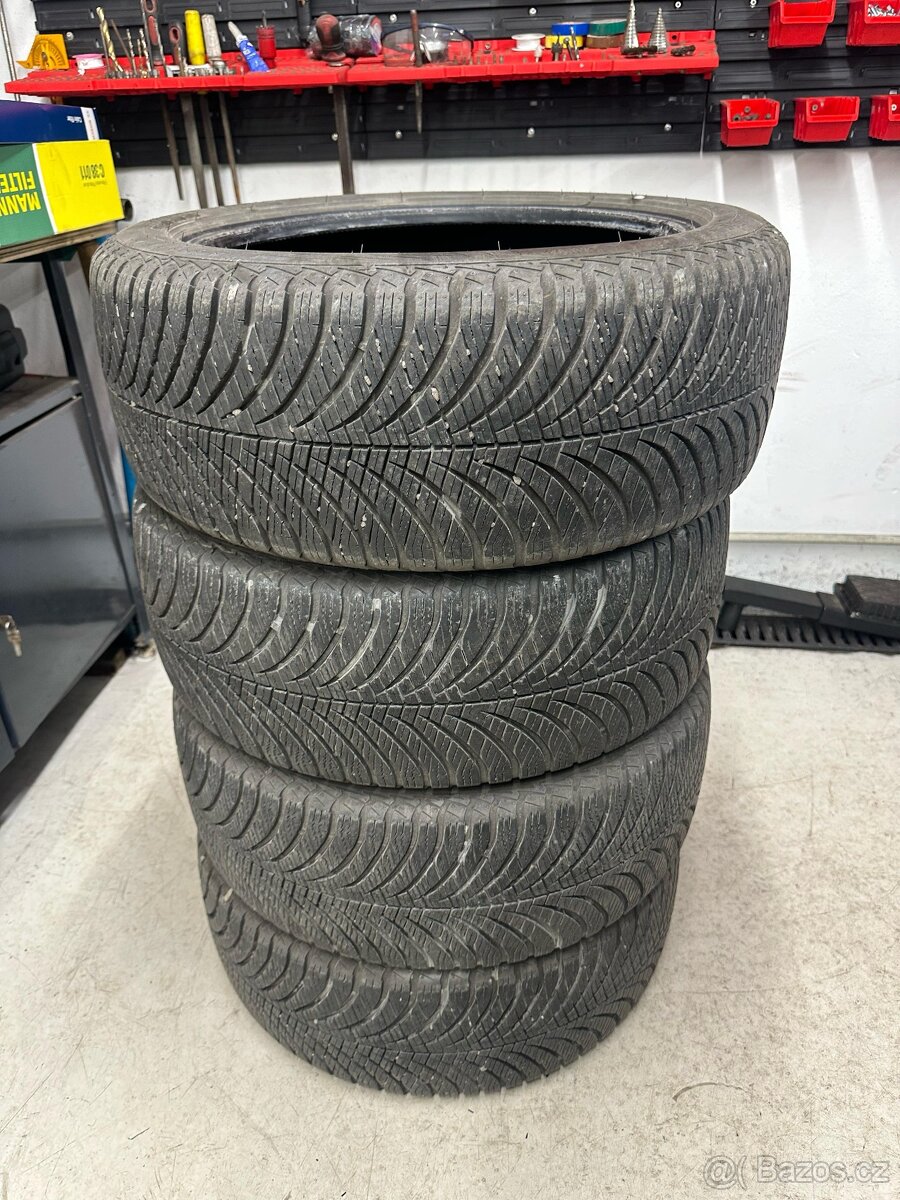 4x pneu celoroční 225/45 R17 94V - 2