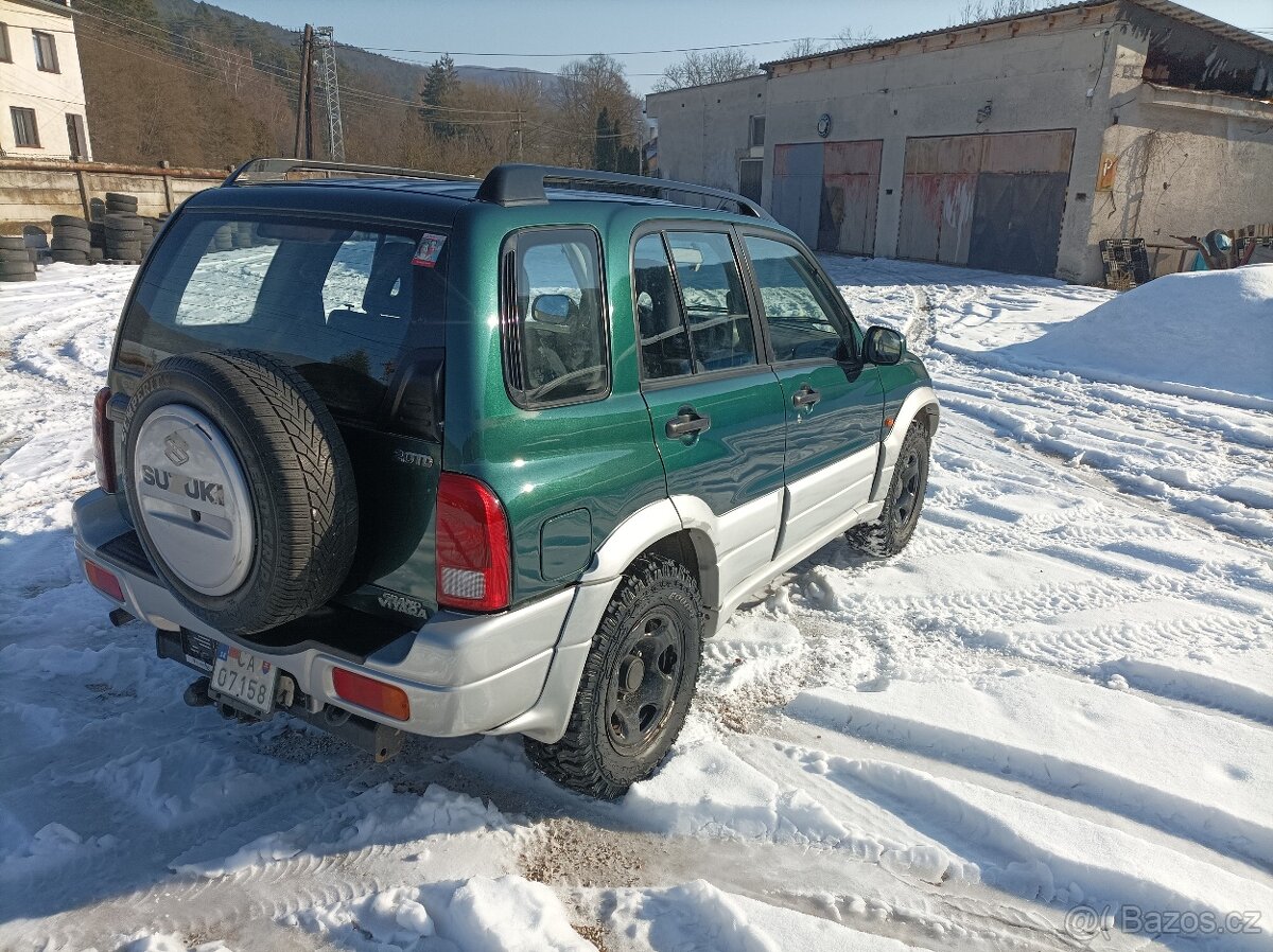 Suzuki Grand Vitara 2.0 td 4x4 - 2