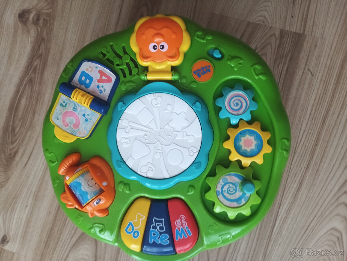 hrací stoleček - 2