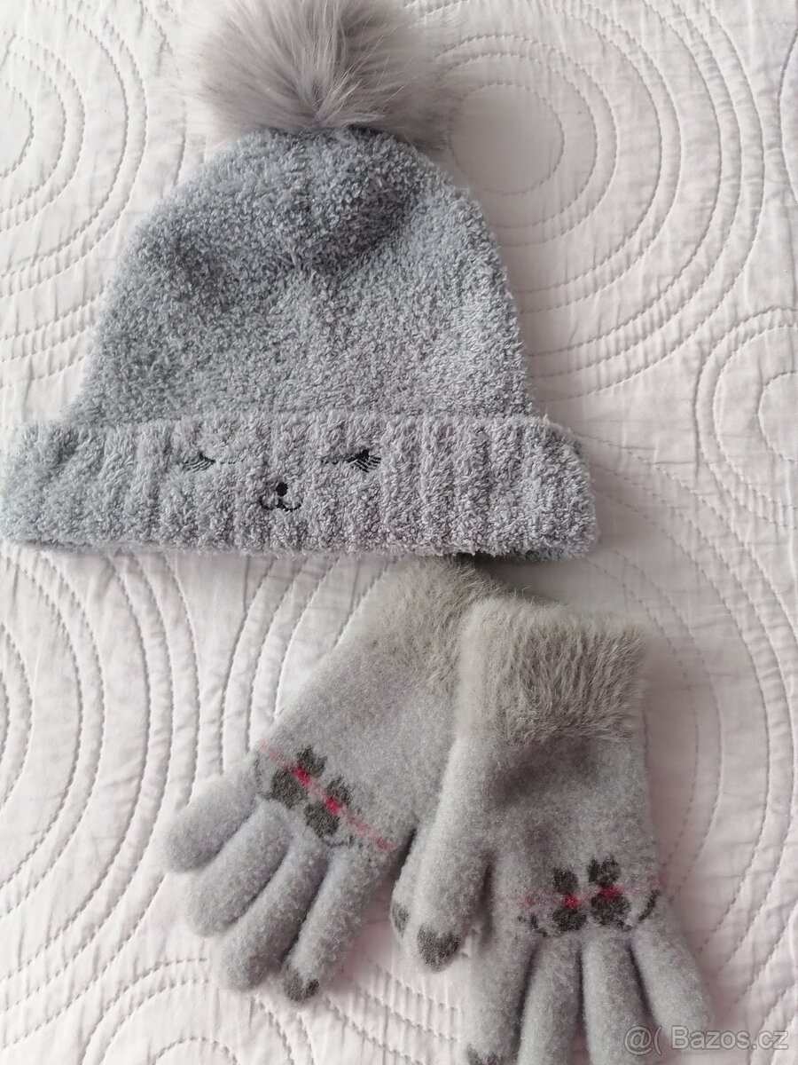 Dívčí čepice a rukavice - 2
