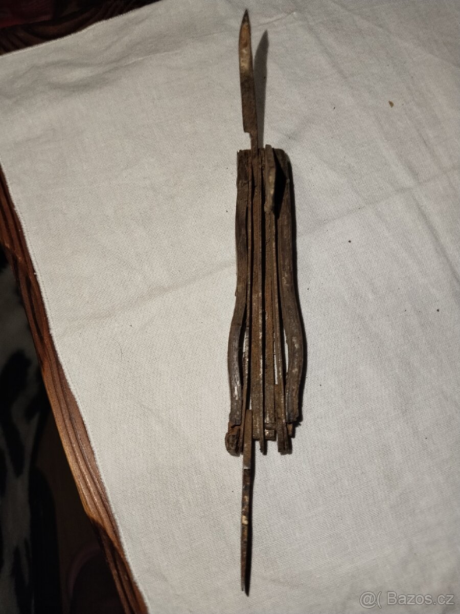 Zavírací nůž - 2