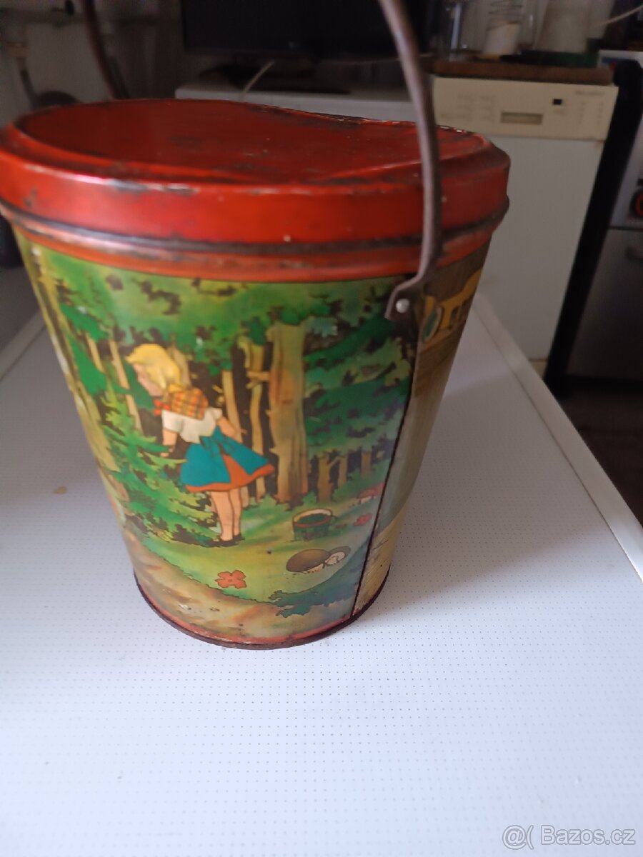 Plechovka na kostičky - 2