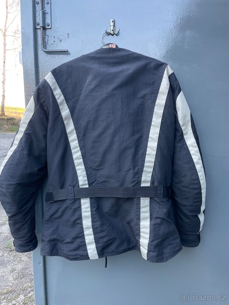 Bundy na motorku - 2