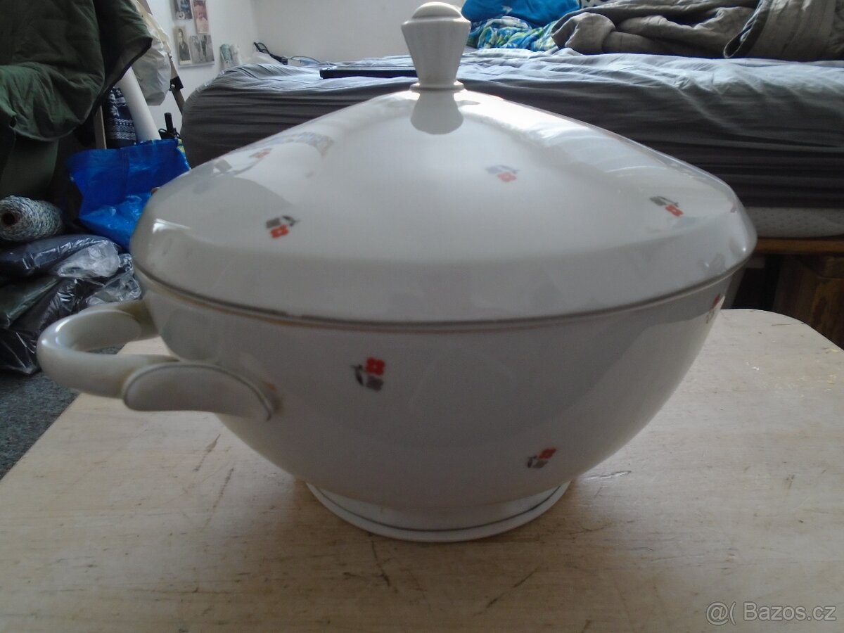 Stará mísa na polévku - Terina - 2