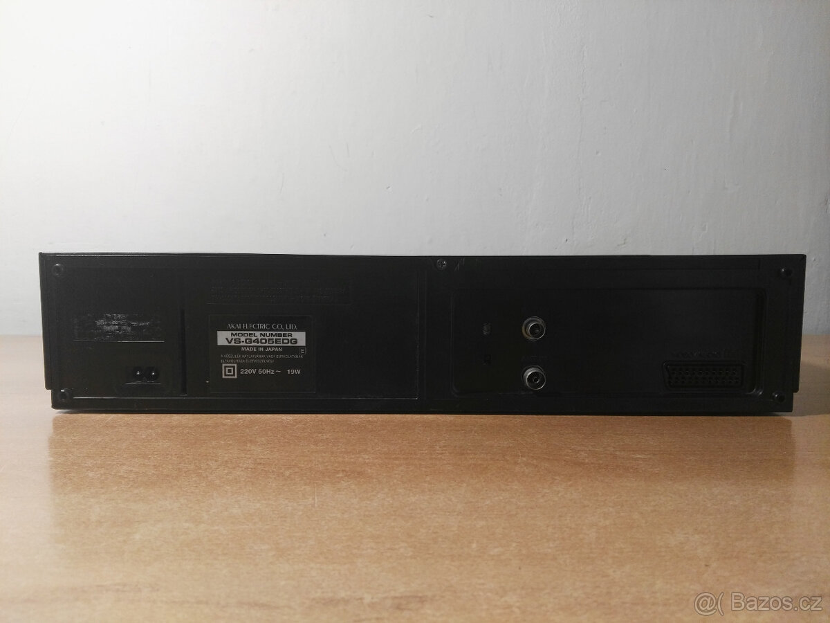 Videorekordér AKAI VS-G405 - 2