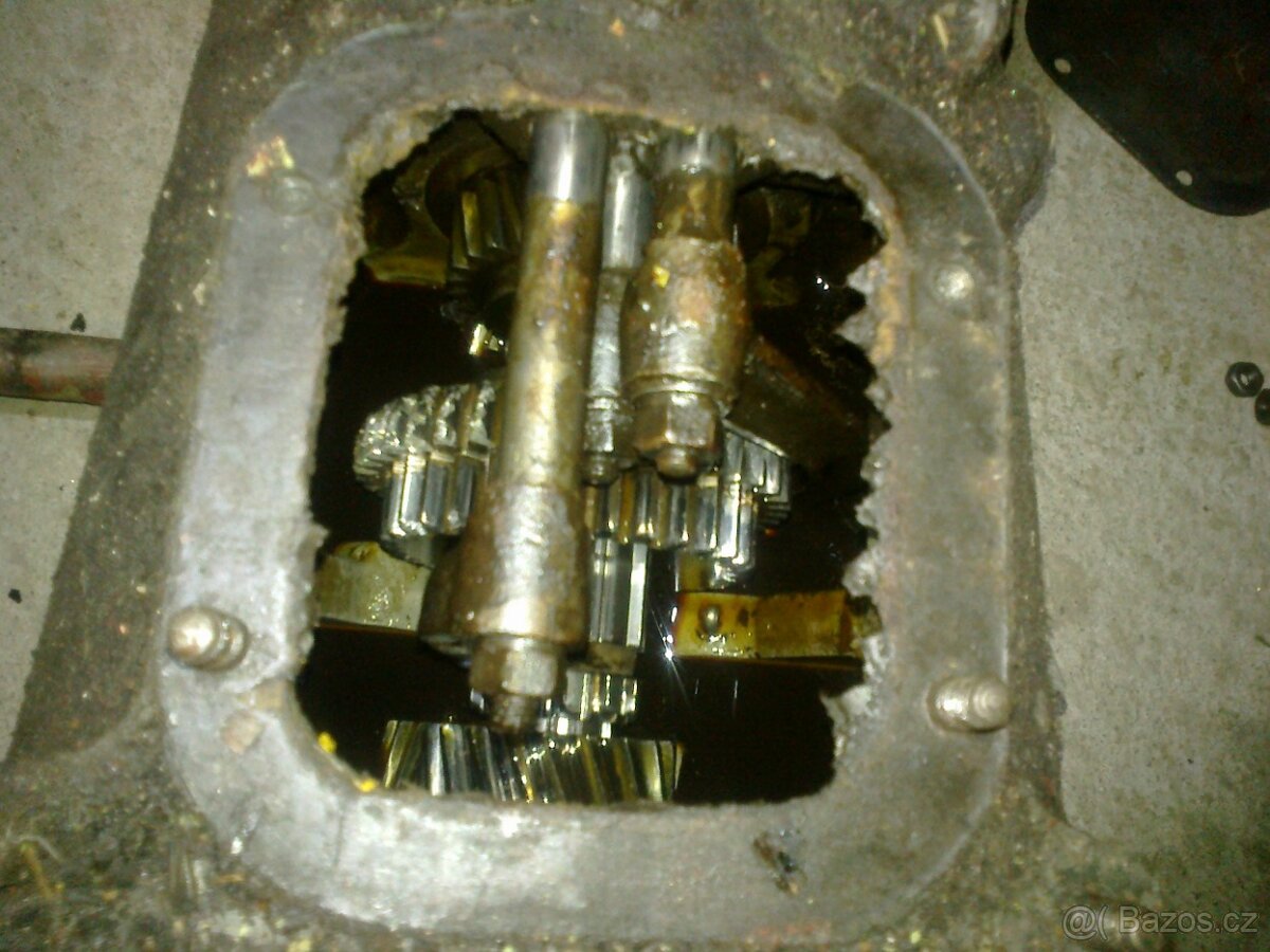 Tatra 75 převodovka - 2