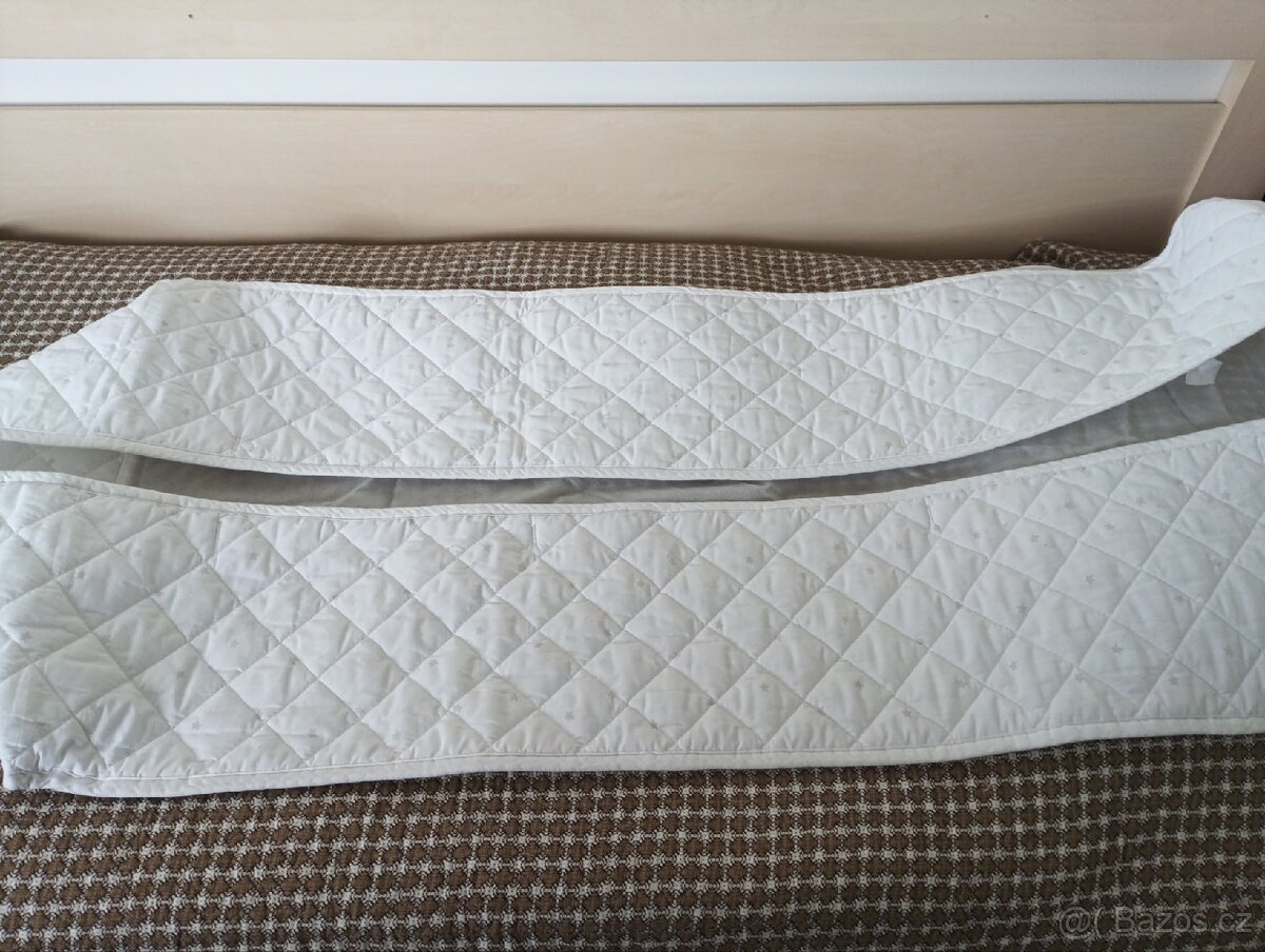 Mantinel do postýlky Ikea - 2