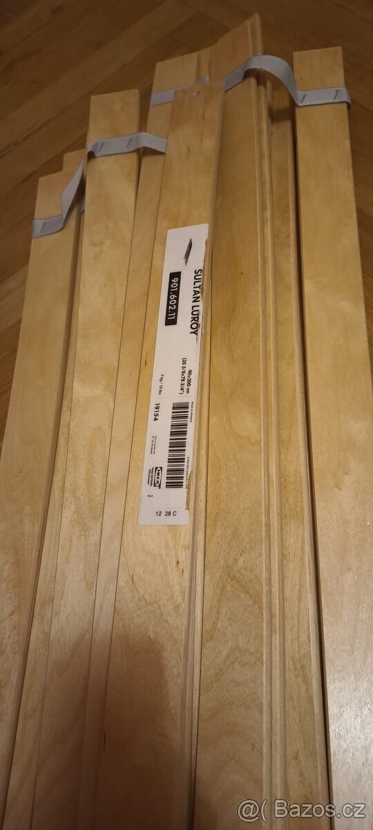 Prodám patrovou dřevěnou postel - 2