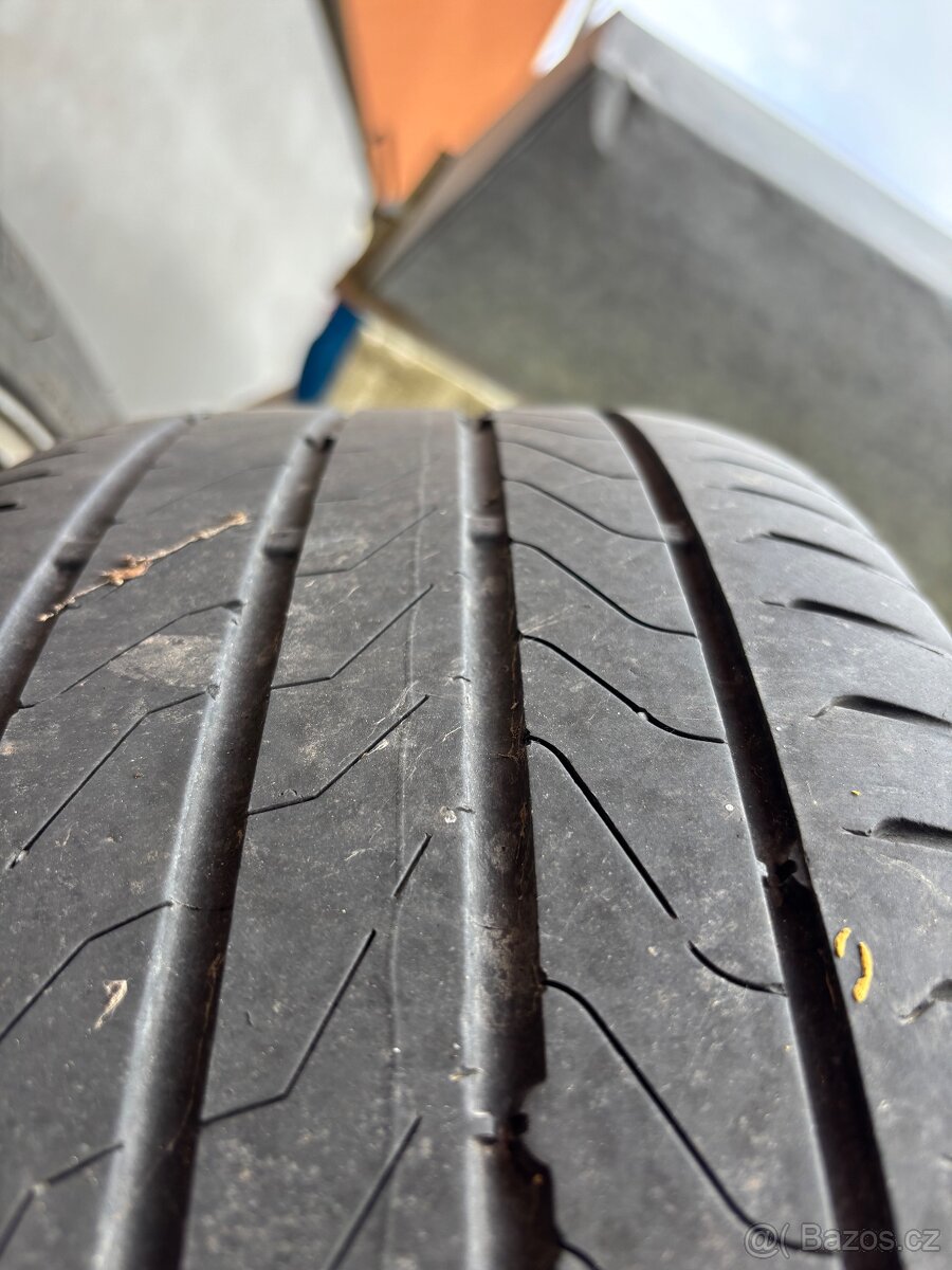 Kola Mitsubishi Grandis 215/55/17 - 2