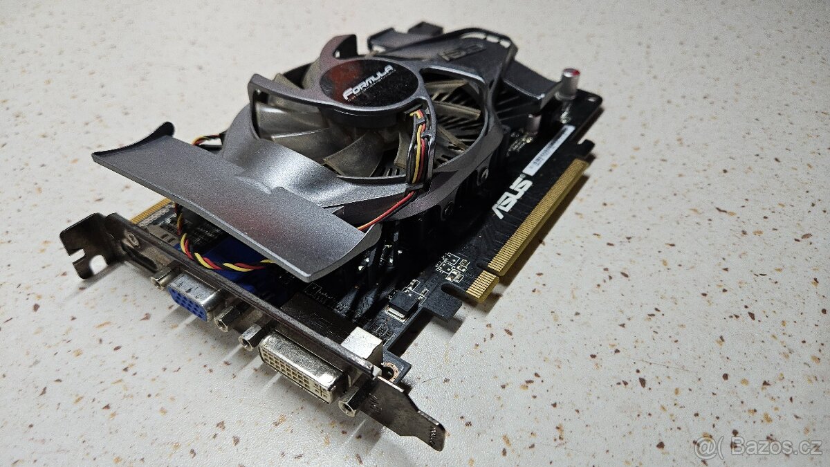 Canon EOS 70D + 2x baterie - 2