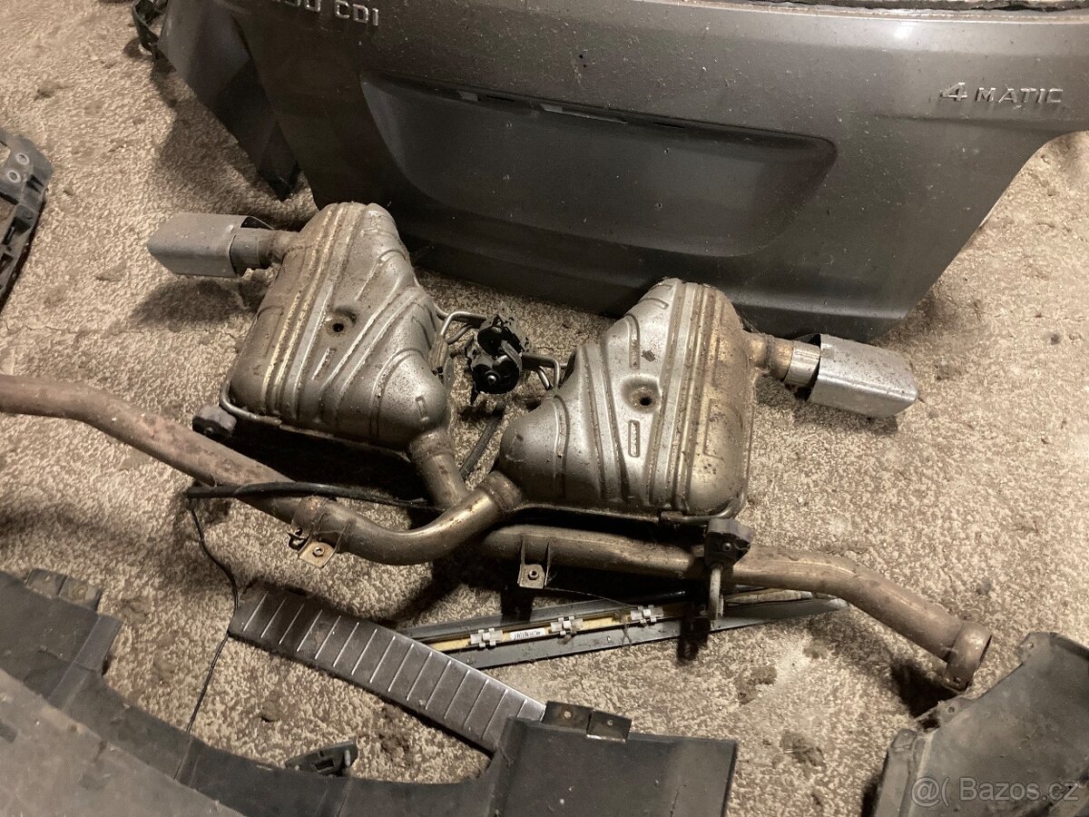 Mercedes ML A164 - 2